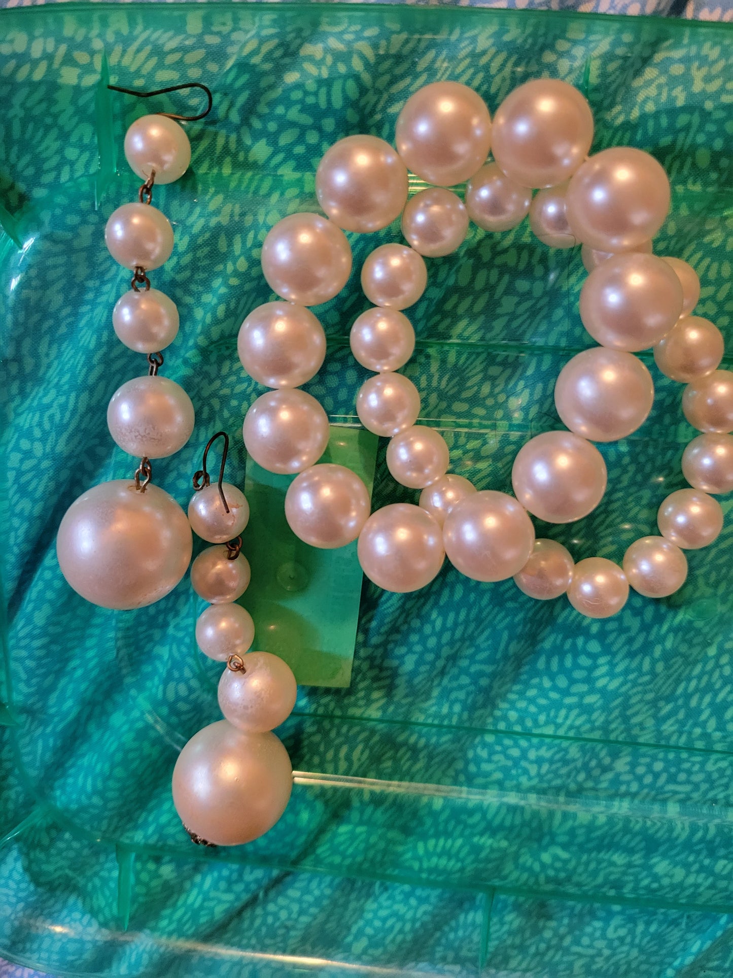 Pearl set